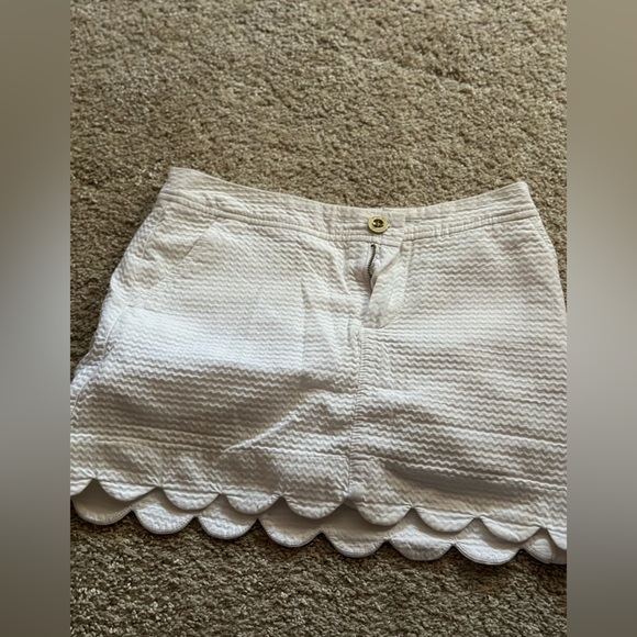 Lilly Pulitzer Scallop Skort - Picture 2 of 3